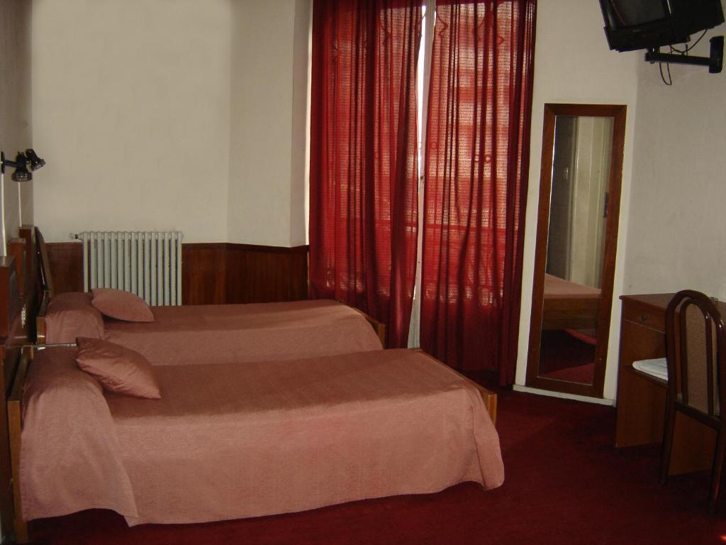 Hotel Chile Μπουένος Άιρες Δωμάτιο φωτογραφία